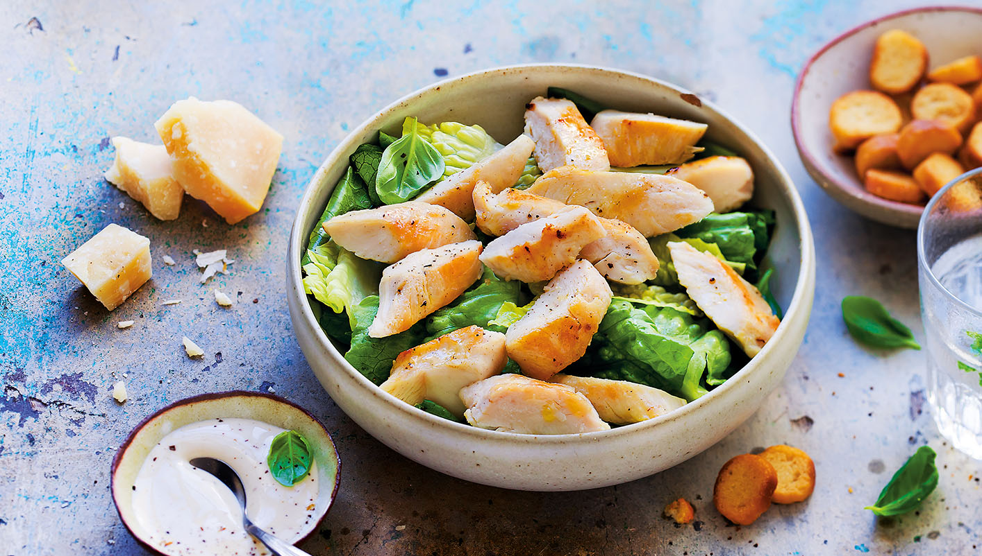 Aiguillettes de poulet rôties coupées