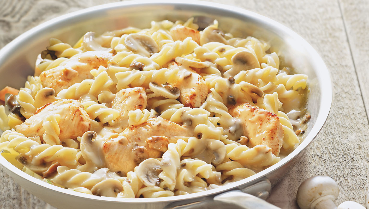 Fusilli au poulet et champignons surgelé,