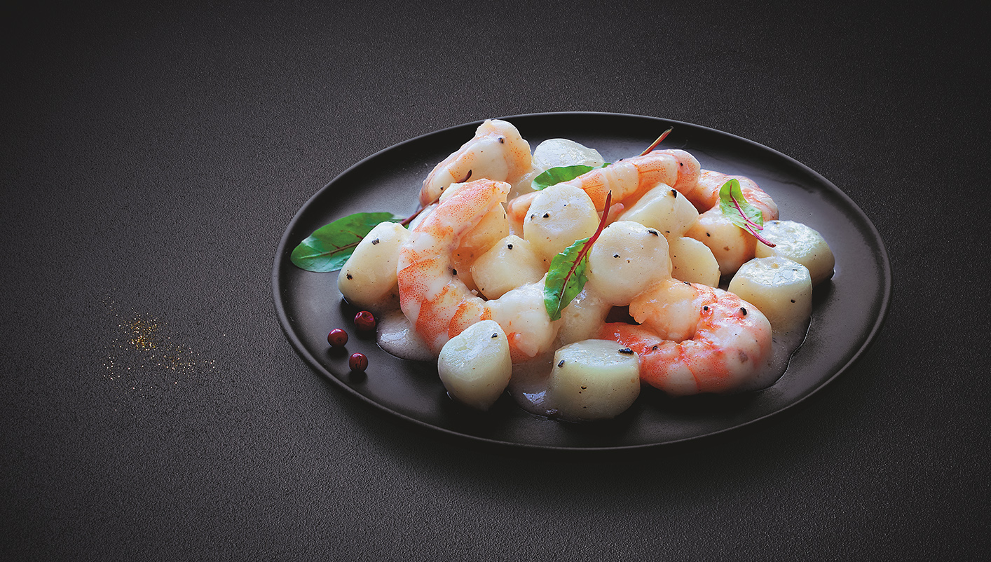 Noix de St-Jacques* gambas à la truffe blanche 1%
