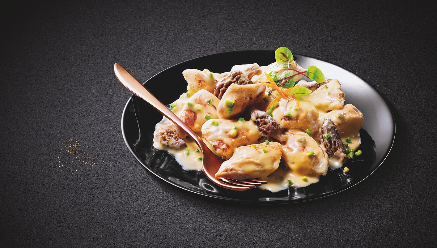Poulet jaune sauce au Chablis et morilles