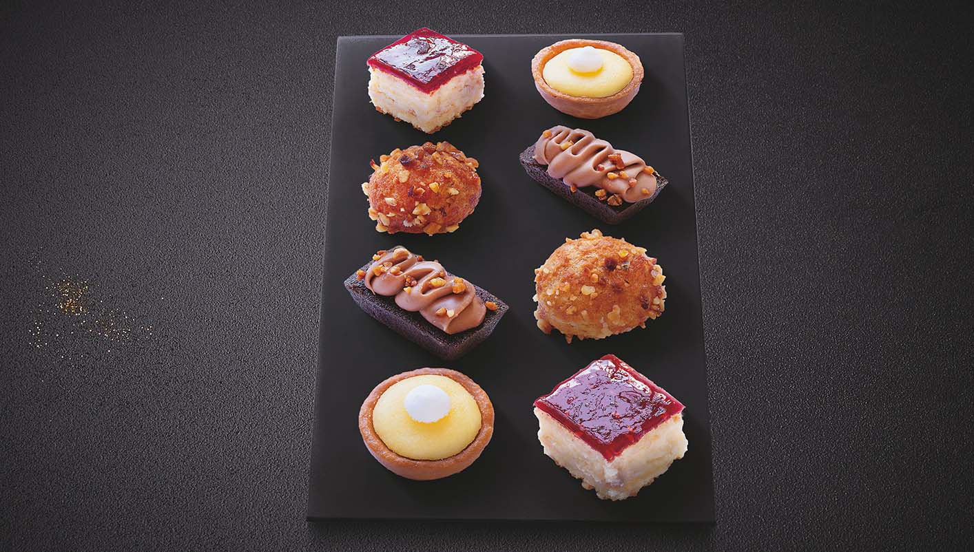 12 Petits fours Collection