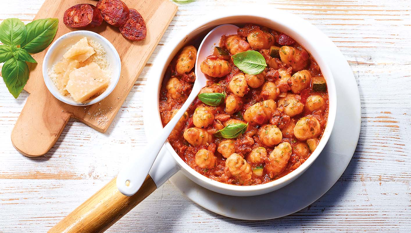 Gnocchi, légumes et sauce au chorizo Le lot de 2