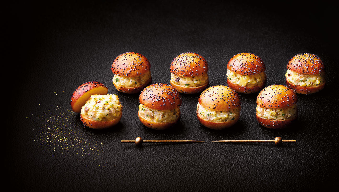 8 Mini brioches brouillade aux cèpes