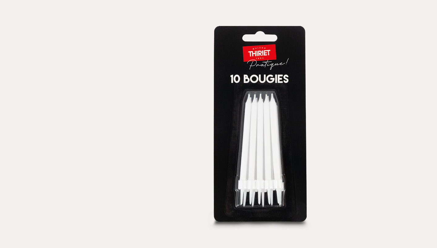 10 bougies blanches et bobèches