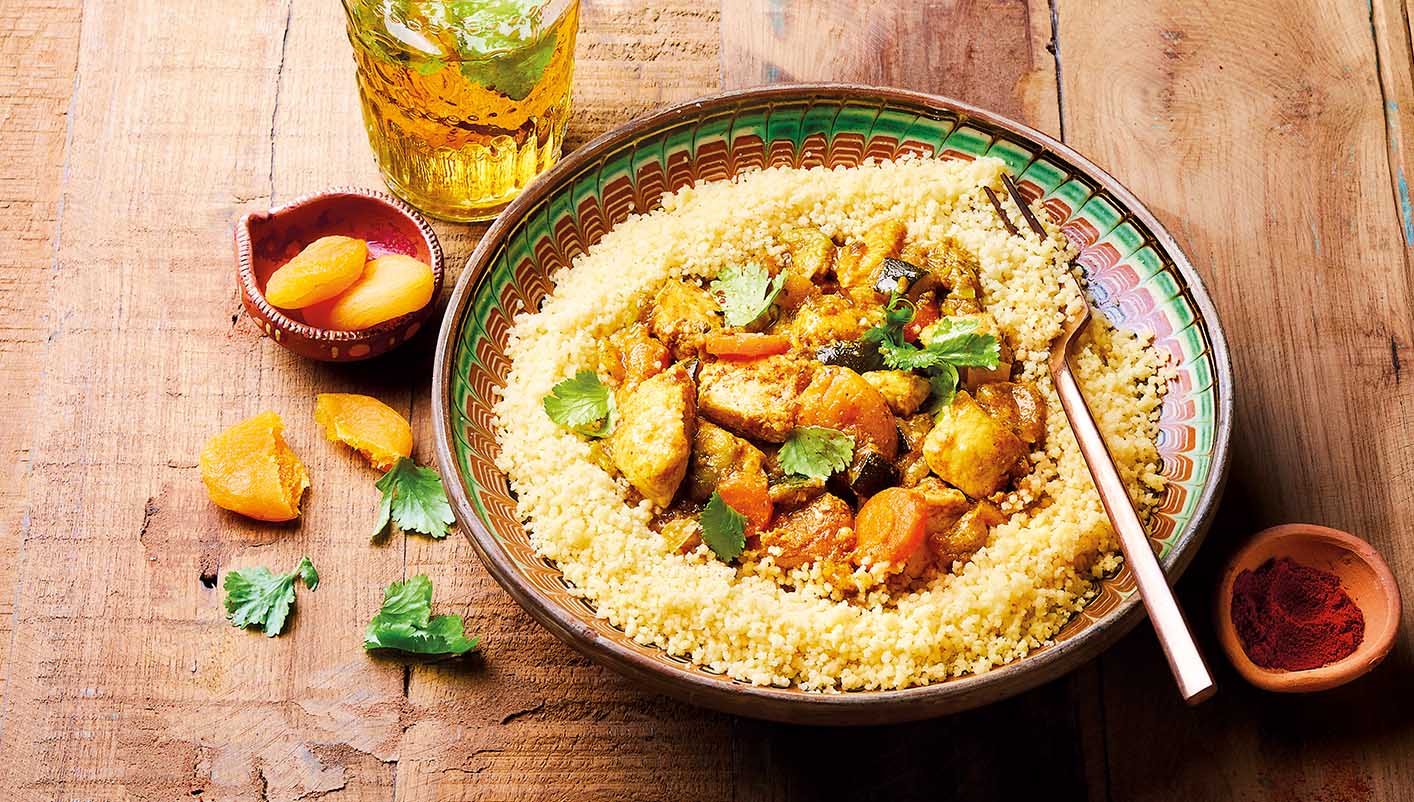 Tajine de poulet aux abricots et semoule
