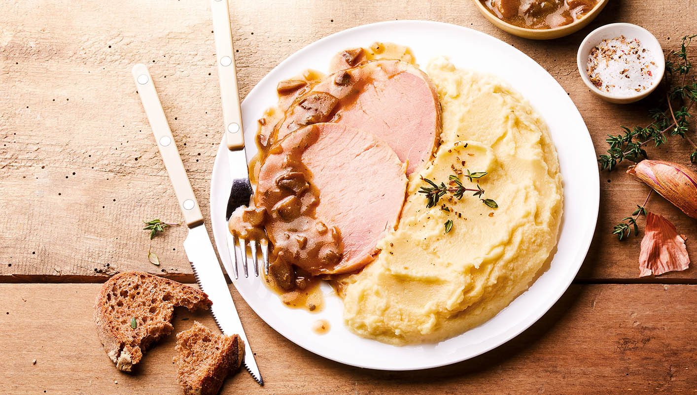 Rôti de porc, sauce au Madère, purée de pommes de terre
