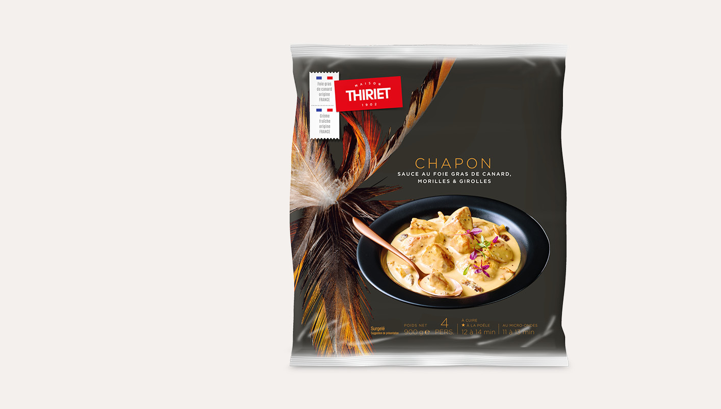 Chapon, sauce au foie gras de canard, morilles et girolles