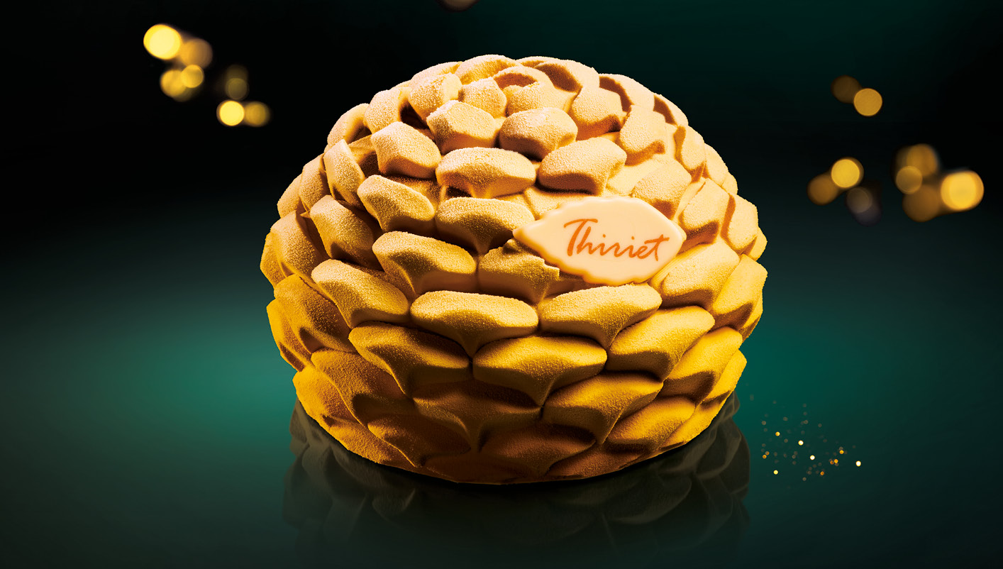 La Pomme de pin glacée Mascarpone/mangue-fruit de la passion