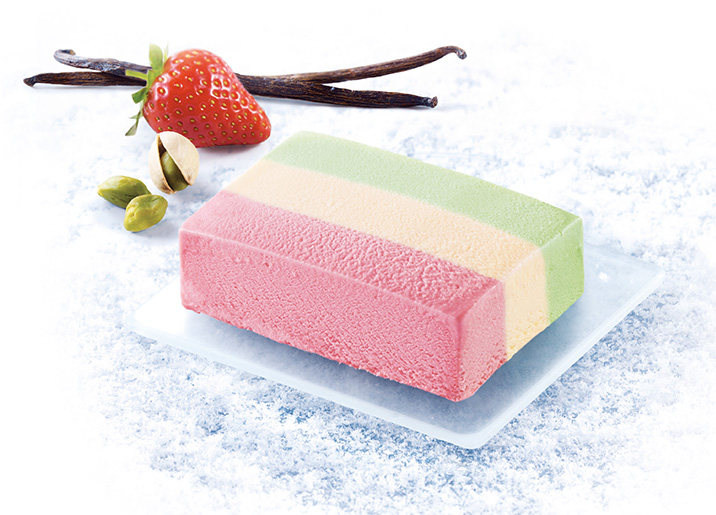 8 Tranches napolitaines fraise vanille pistache