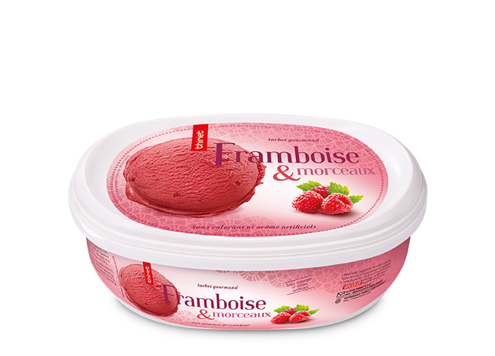Framboise et morceaux de framboise