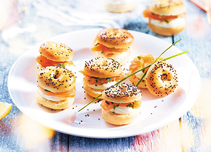 8 Mini bagels au saumon fumé