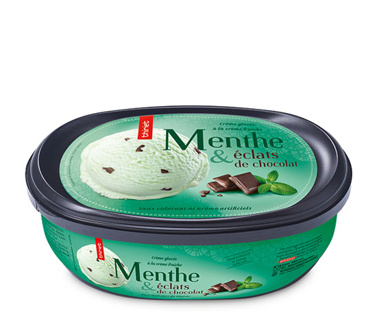 Crème glacée Menthe et éclats de chocolat