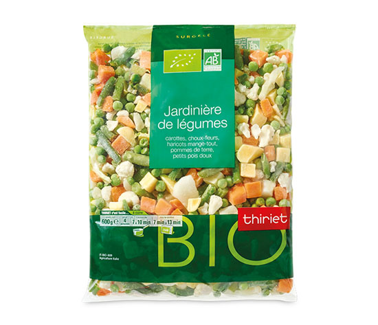 Jardinière de légumes biologiques