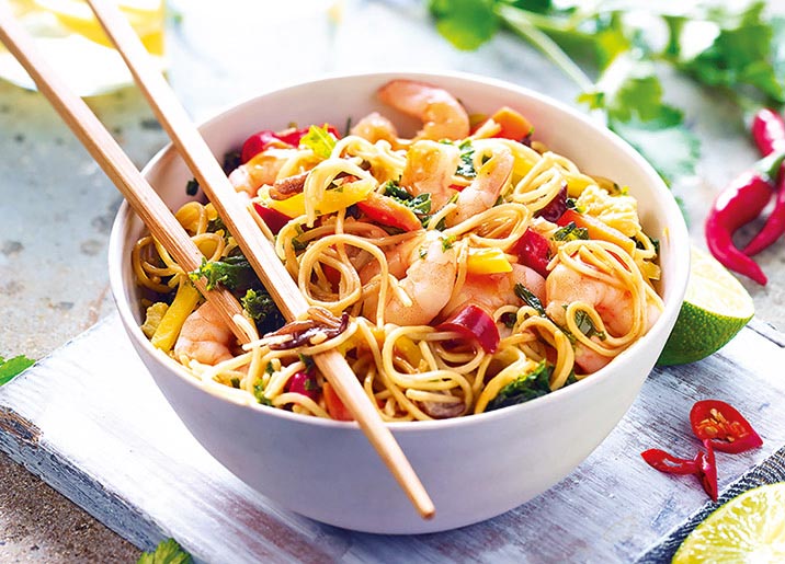 Nouilles aux crevettes et légumes