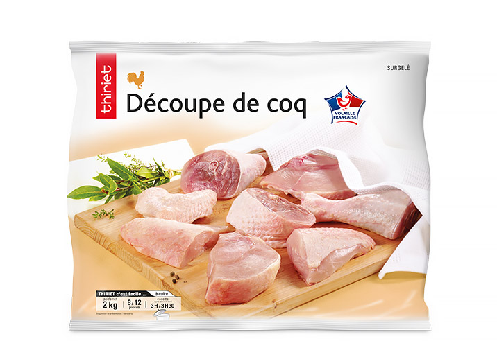 Découpe de coq pour coq au vin
