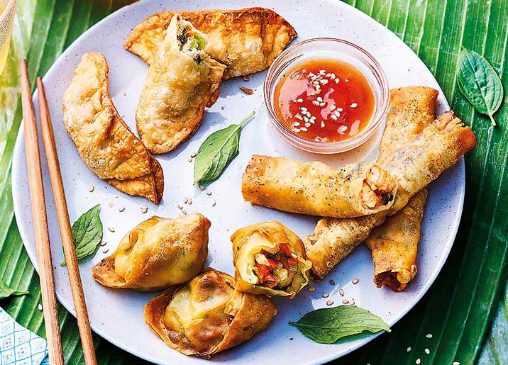 Assortiment de bouchées croustillantes thaï