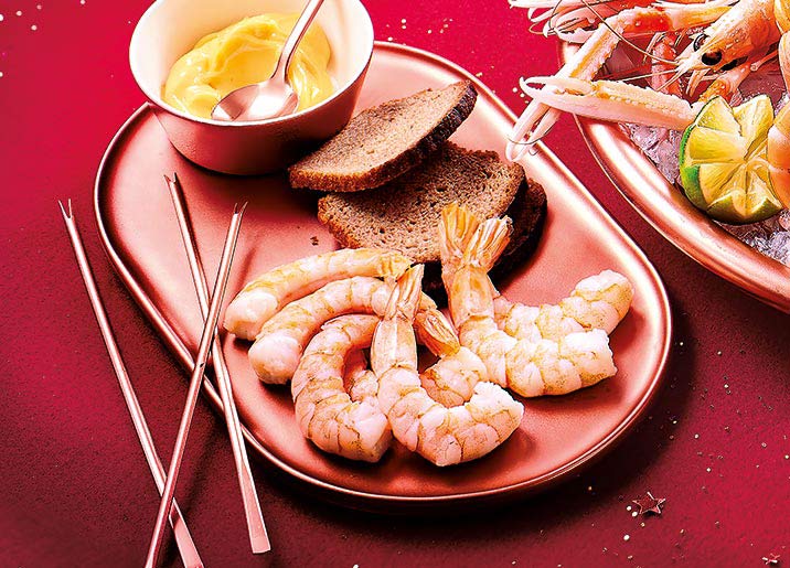 Queues de crevettes cuites décortiquées cocktail