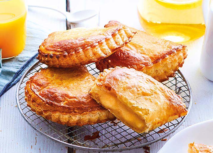 4 Chaussons aux pommes - pur beurre Charentes-Poitou AOP*