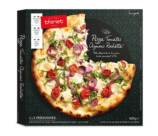 Pizza tomates oignons rochetta