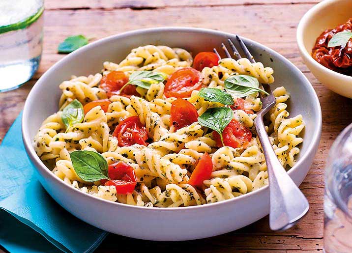 Fusilli tomate et sauce au basilic biologiques