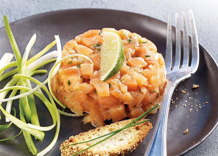 2 tartares de saumon Atlantique et sauce citron ciboulette