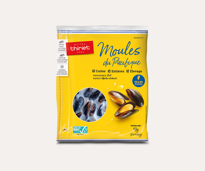 Moules du Pacifique entières cuites dans leur jus