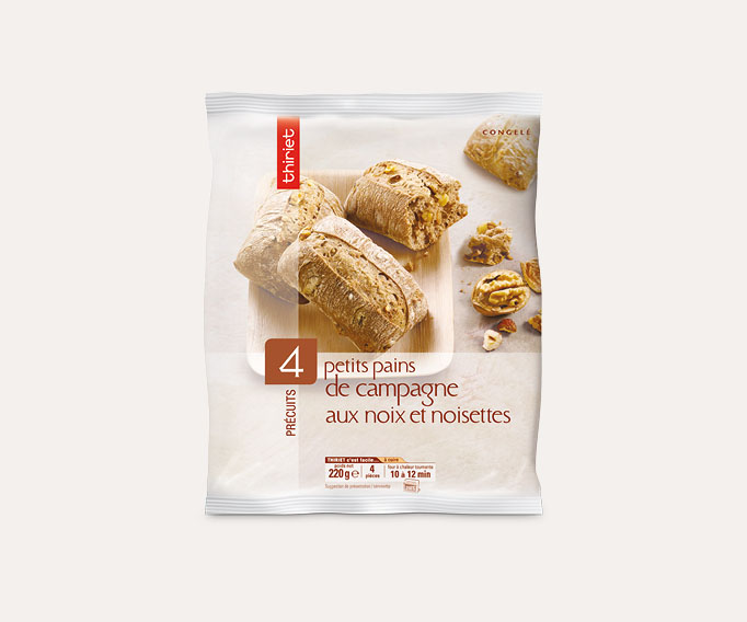 4 Petits pains de campagne aux noix et noisettes