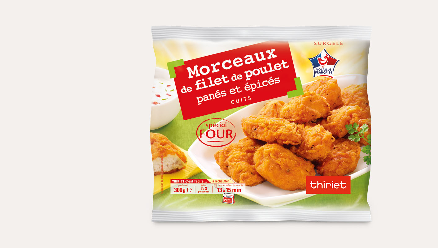 Morceaux de filet de poulet panés épicés