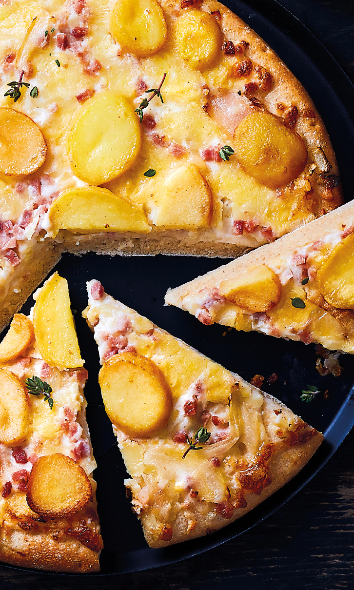 Pizza pâte épaisse Dahu Reblochon AOP* et bacon