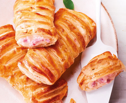 Feuilletés, crêpes, snacking - Feuilletés, tartes et tourtes individuels - Feuilletés - 4 Roulés feuilletés jambon/emmental