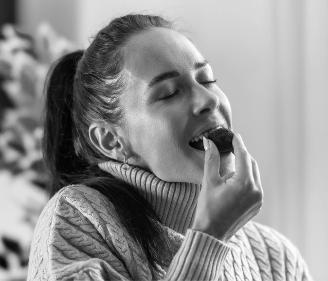 Offrez pour Pâques la sélection chocolatée de tartes glacées, moelleux et briochettes de la Maison Thiriet